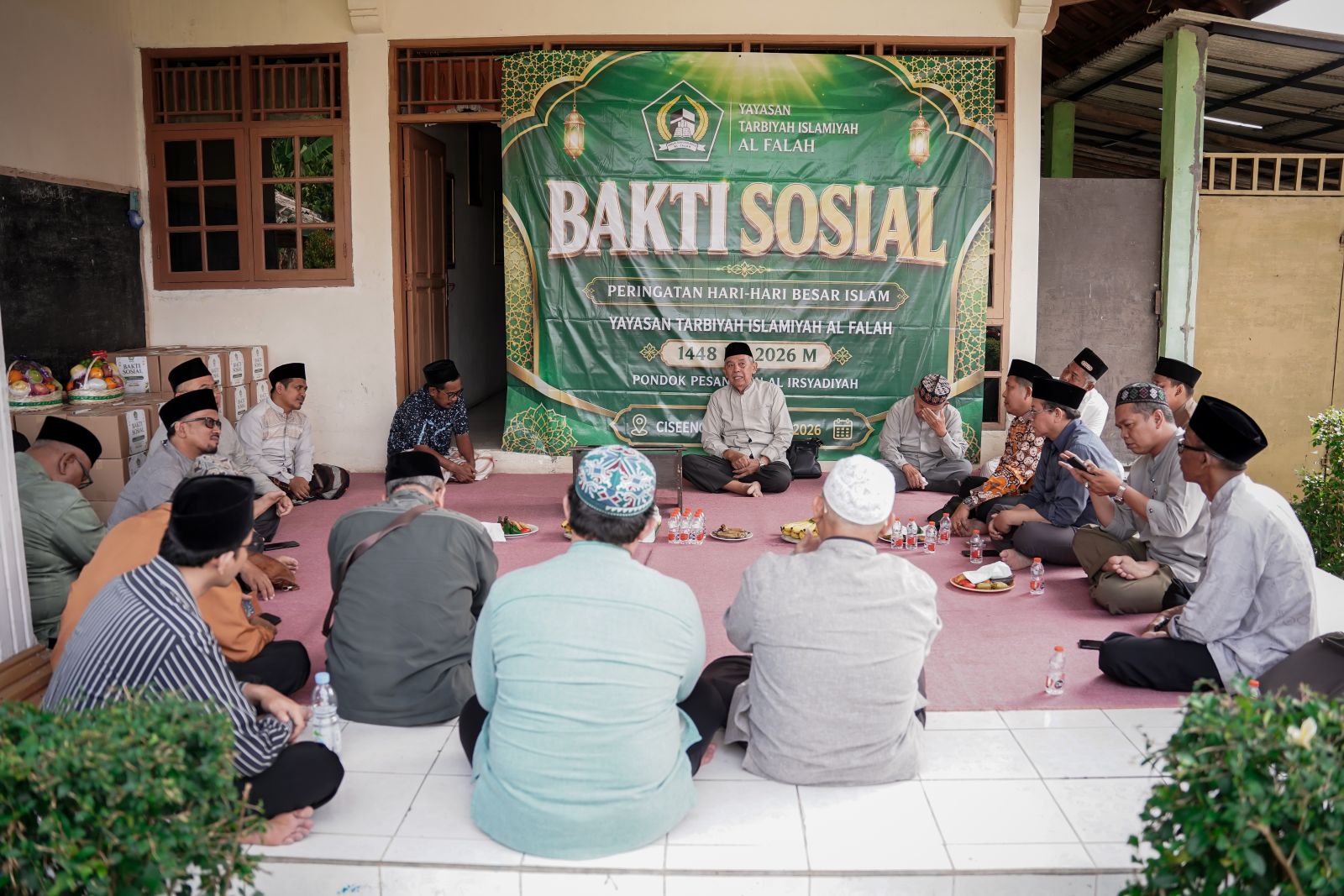 YTIA Bakti Sosial di Pondok Pesantren Al-Irsyadiyah