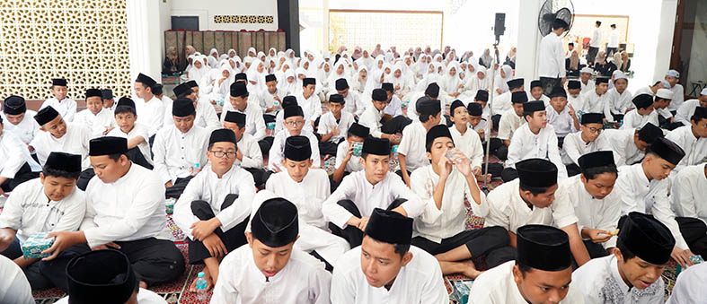 Maulid di MTs Al-Falah: Rasulullah itu Cerdas, Maka Umatnya Juga Harus Cerdas