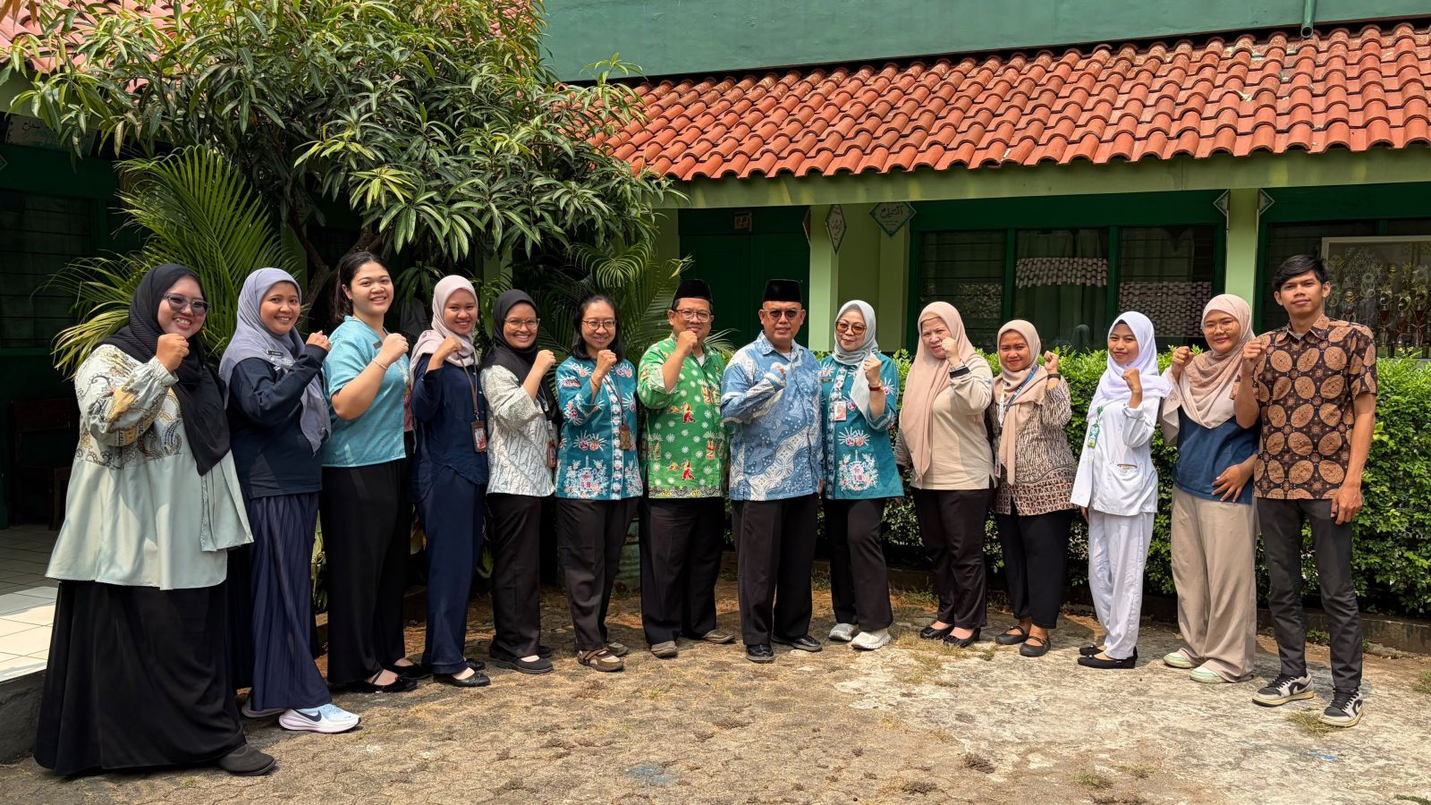 Deteksi Dini Kesehatan Murid, MTs AL FALAH Kolaborasi dengan Puskesmas Kebayoran Lama Gelar Cek Kesehatan Gratis.